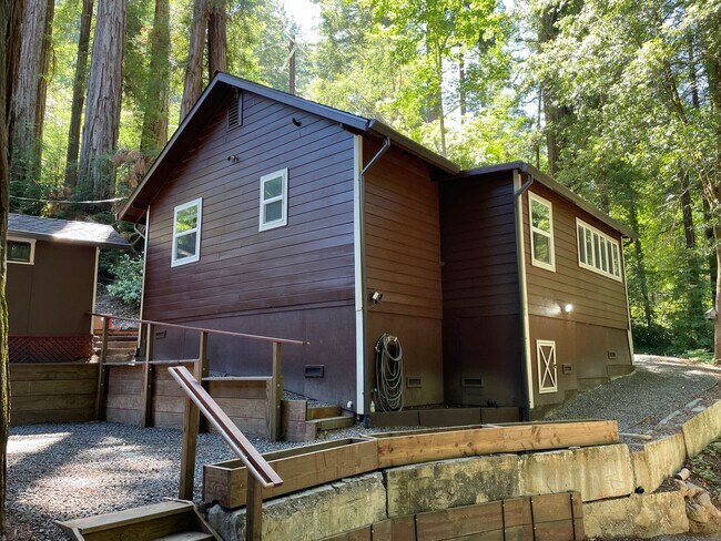 Building Photo - 5445 Cazadero Hwy