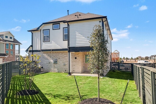 Building Photo - 10846 Day Jassamine Wy