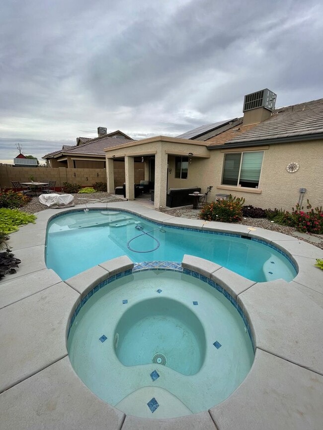 Building Photo - Fully Furnished POOL Home in Araby Crossing