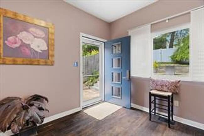 Building Photo - 420 Catoma St