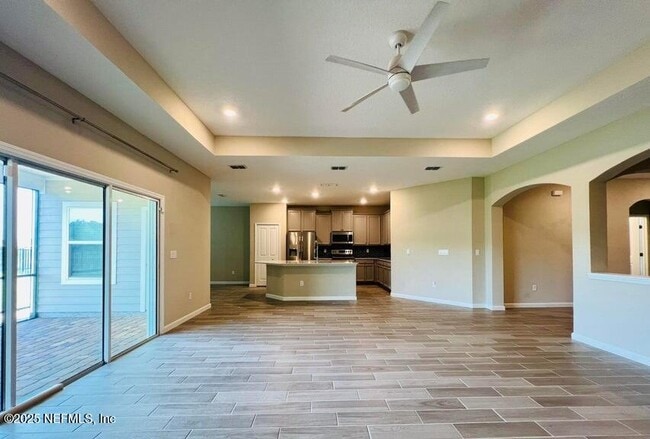 Building Photo - 9627 Lovage Ln