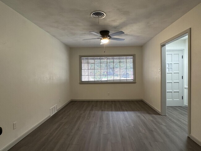 Building Photo - 3607 56th St