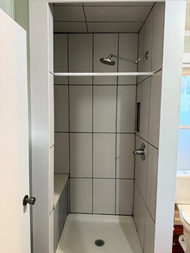 Building Photo - 3514 Spencer St