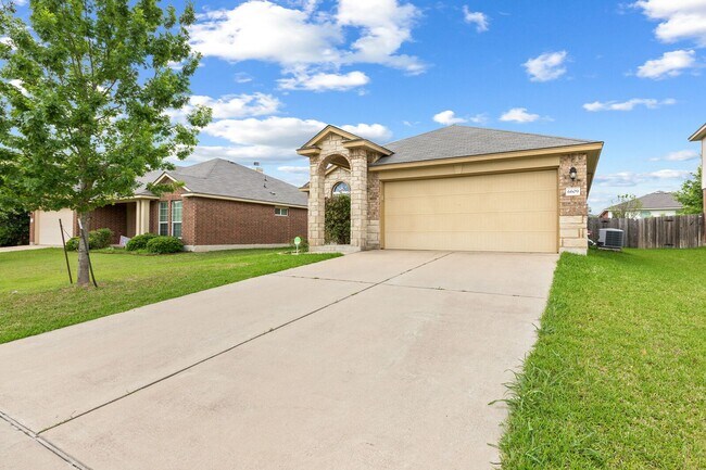 Building Photo - 6609 Sendero Lane