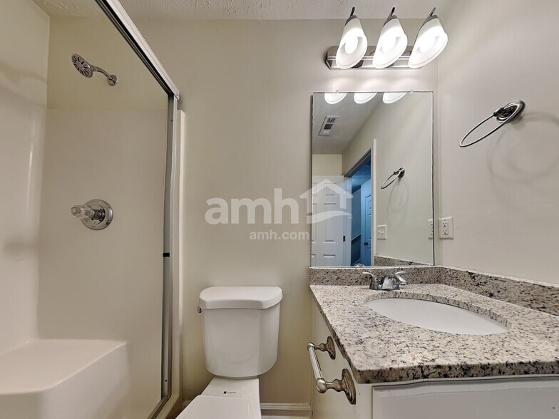 Building Photo - 78 Red Maple Way