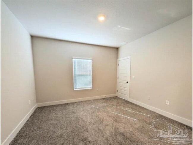 Building Photo - 9907 Starling Dr