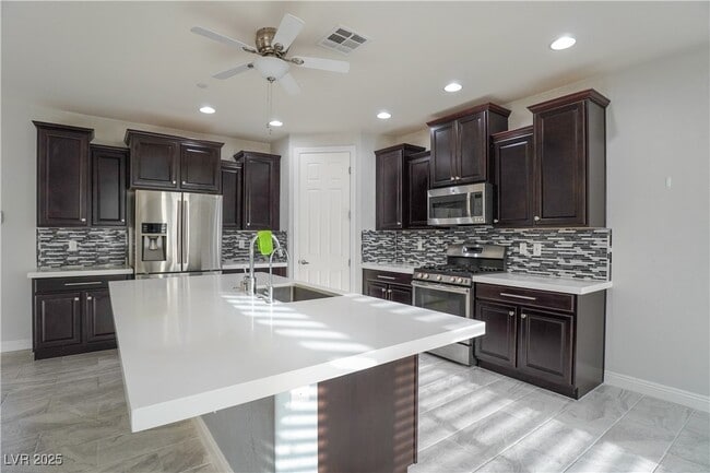 Building Photo - 799 Flowing Meadow Dr