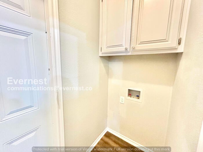 Building Photo - 1029 Matthew St