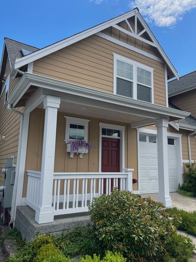 Building Photo - Desirable Downtown Poulsbo Place condo