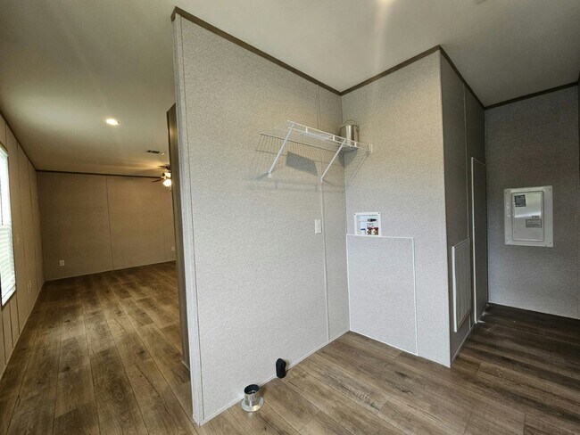 Building Photo - 509 Lehigh Ct