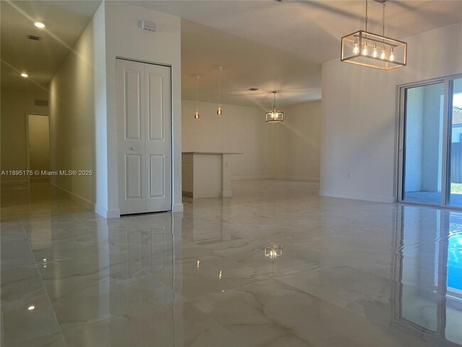 Building Photo - 16960 SW 288th Ter