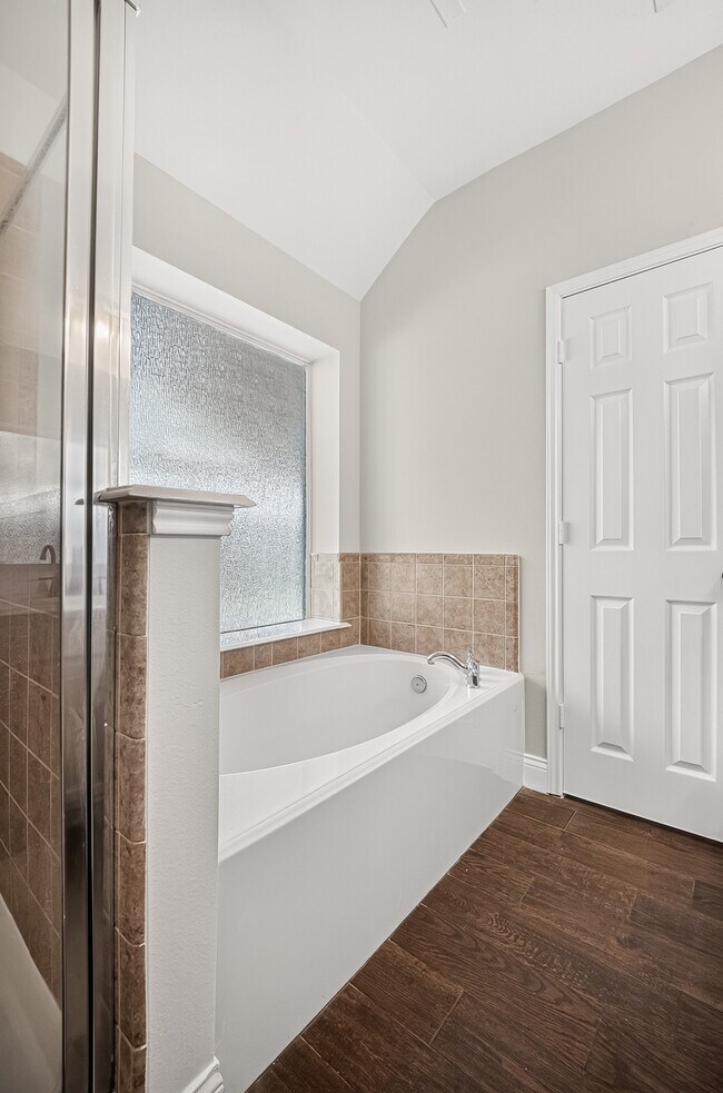 Building Photo - 20707 Pine Rain Ct