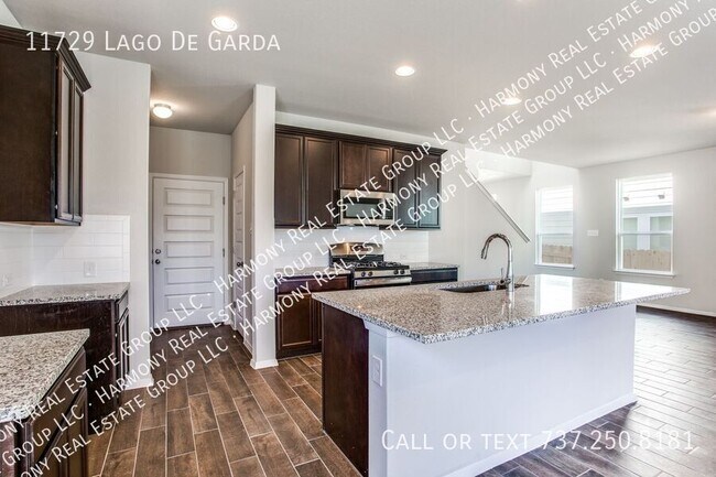 Building Photo - 11729 Lago de Garda Dr