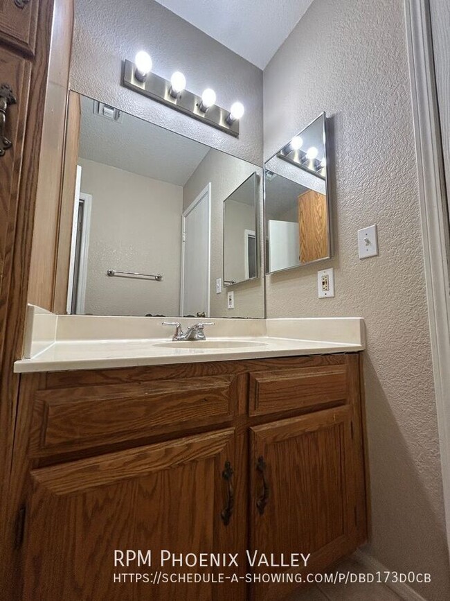 Building Photo - 13267 N 51st Dr