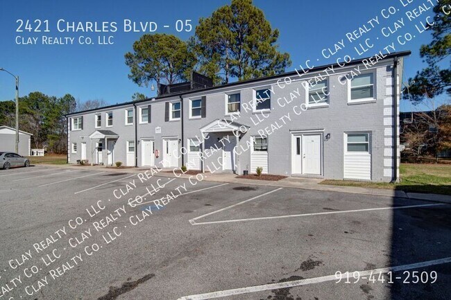 Building Photo - 2421 Charles Blvd