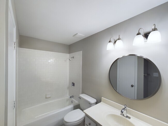 Building Photo - 1041 Wirewood Dr