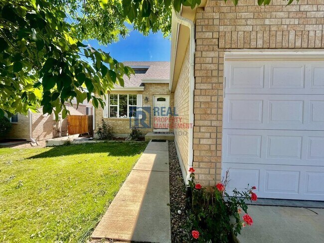 Building Photo - 12200 Monaco Dr