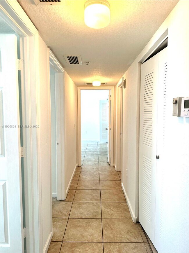 Building Photo - 15480 SW 284th St