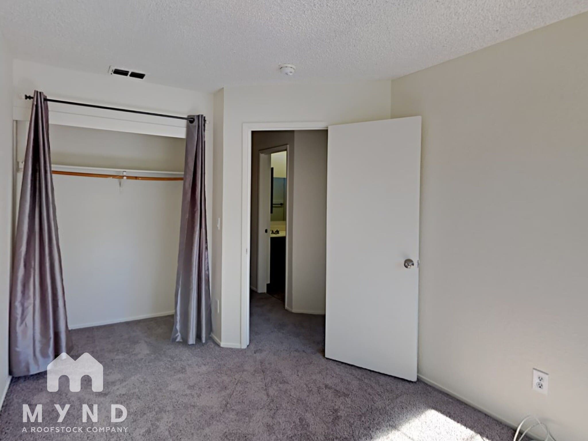 Building Photo - 2276 Sandcastle Way