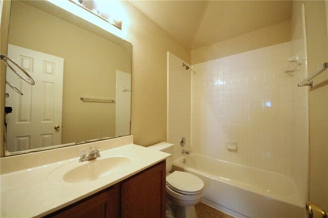 Building Photo - 9600 Magna Carta Loop