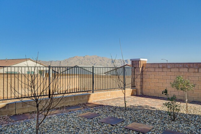 Building Photo - 10276 Thurso Ave