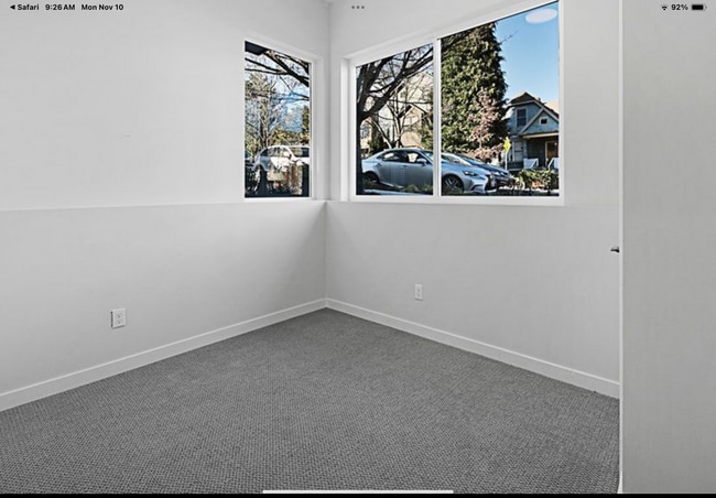 Building Photo - Gorgeous Townhome in Sunny Judkins Park-2515A E. Yesler - $2900
