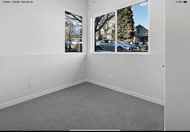 Building Photo - Gorgeous Townhome in Sunny Judkins Park-2515A E. Yesler - $3100