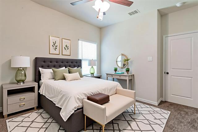 Building Photo - 2722 Pease Dr