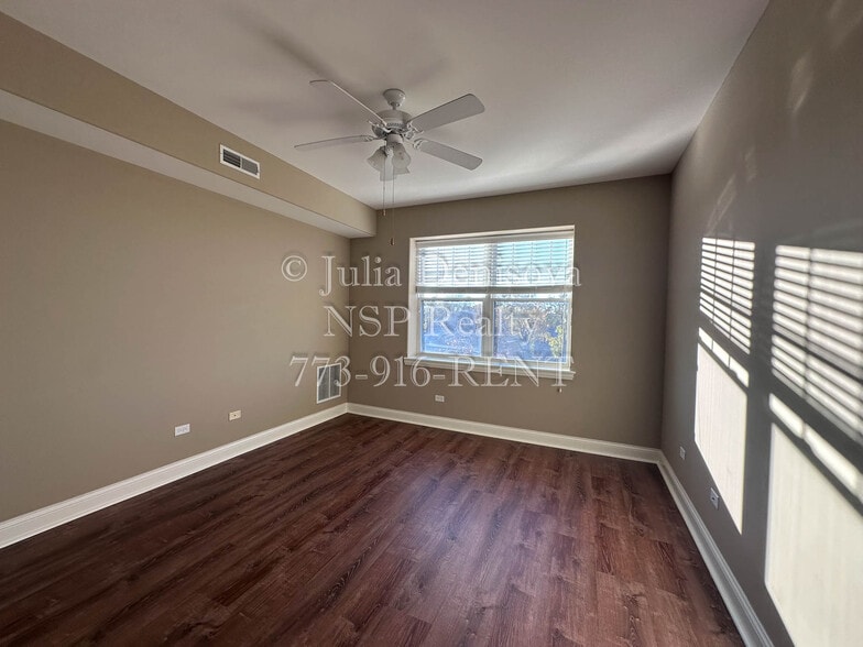 Building Photo - 1 Itasca Pl