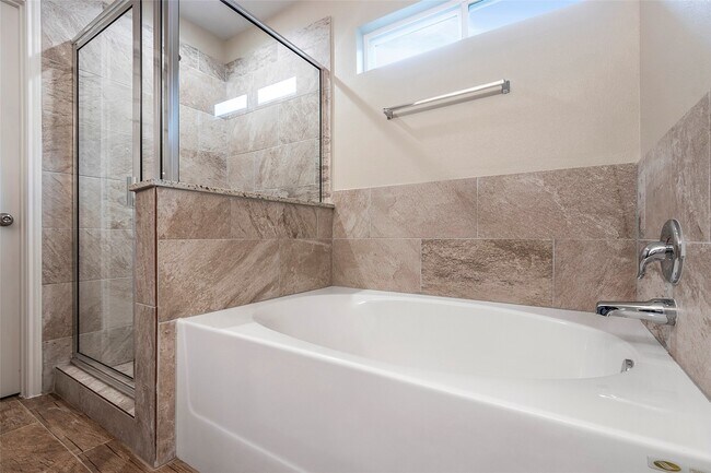 Building Photo - 17115 Wilthorne Colony Ct