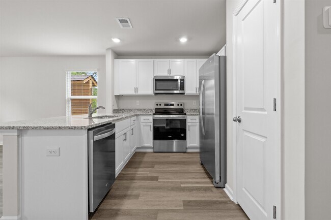 Building Photo - 571 Gemstone Blvd