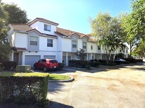 Building Photo - 2024 Alta Meadows Ln