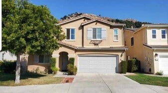 Building Photo - 3644 Lake Park Rd