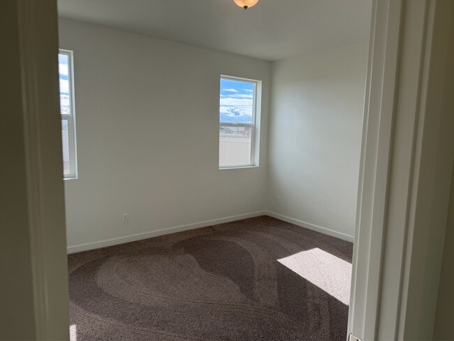 Building Photo - 7853 E Beaufort St