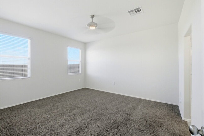 Building Photo - 35423 W San Sisto Ave