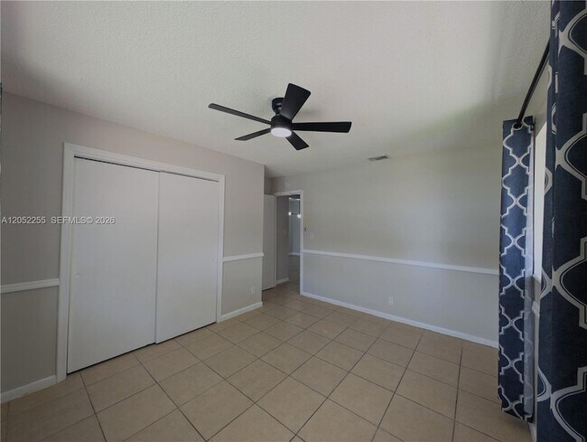 Building Photo - 888 SW 62nd Ave