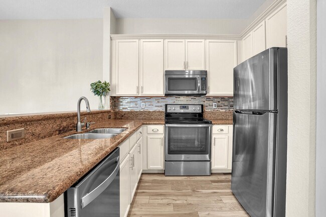 Building Photo - 4971 Bonsai Cir