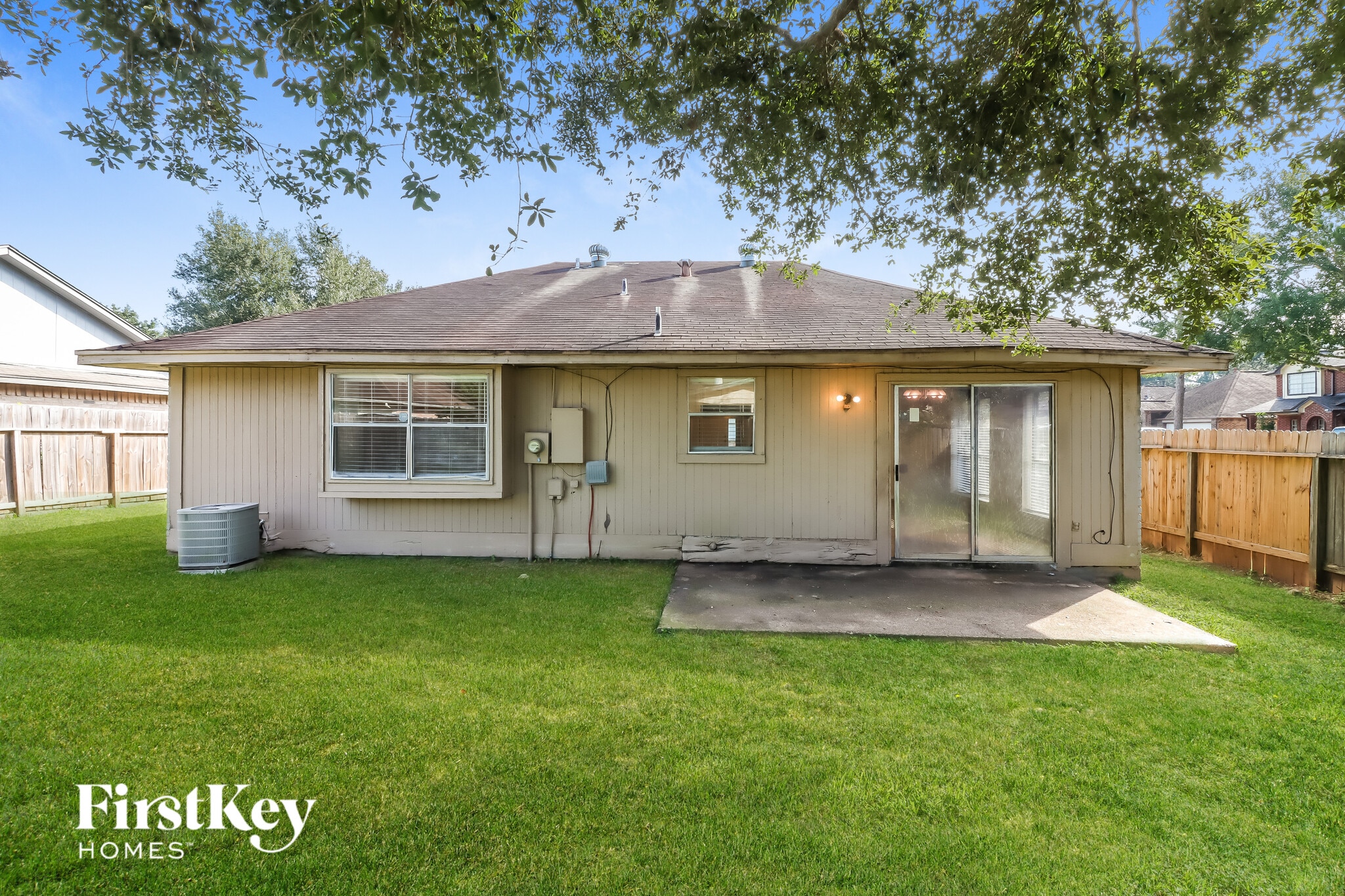 Building Photo - 17026 Enchanted Cir E