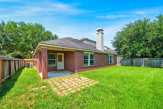 Building Photo - 1911 Mound Lake Dr