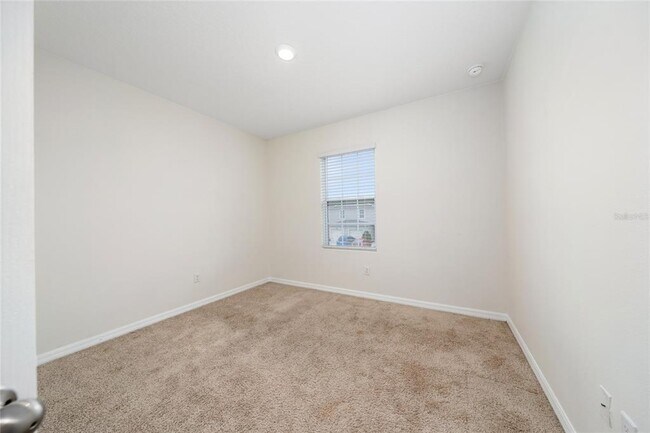 Building Photo - 9052 Wildflower Ln