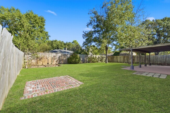 Building Photo - 16318 Cypress Point Dr