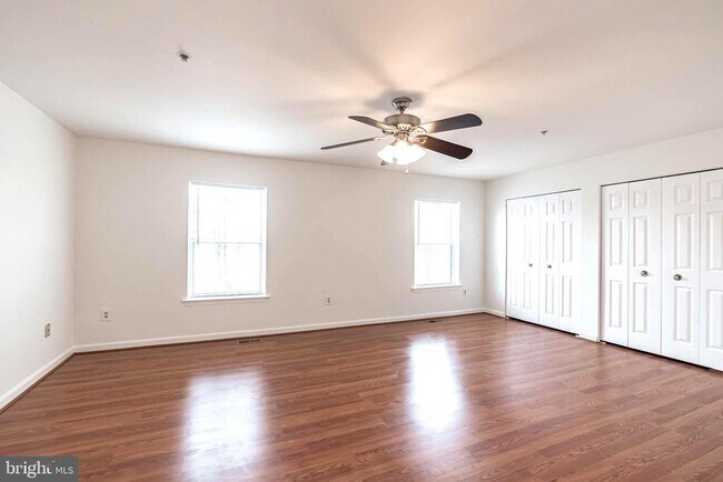 Building Photo - 5798 Katsura Ct