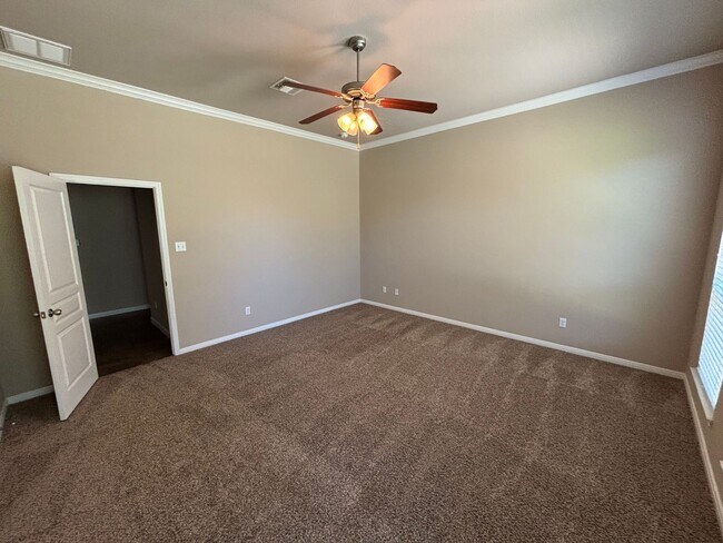 Building Photo - AVAILABLE NOW; APPLY TODAY!!! $560.00 OFF FIRST MONTH