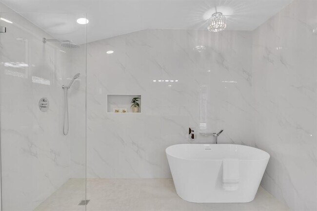 Building Photo - 3500 Northland Dr