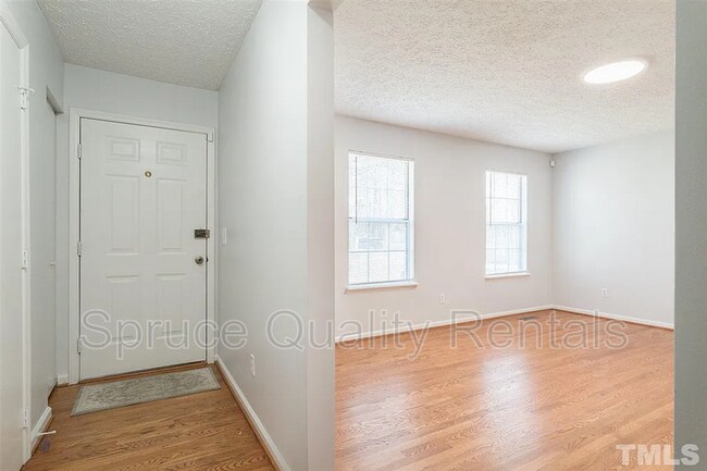 Building Photo - 54 S Engels Cir