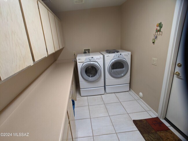 Building Photo - 63945 E Orangewood Ln