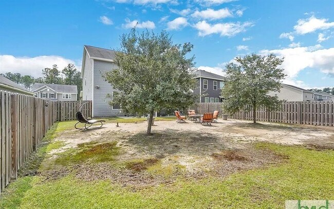 Building Photo - 365 Southwilde Way