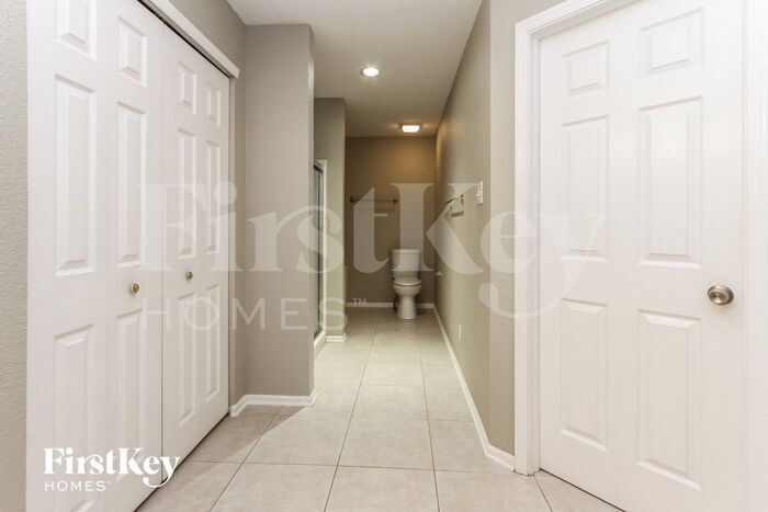 Building Photo - 2244 Blossom Dr