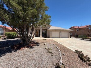Building Photo - 7281 Spruce Mountain Loop NE