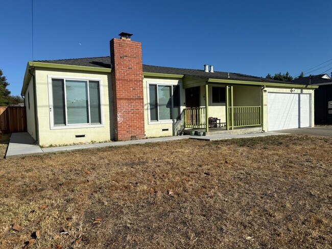 Primary Photo - Updated 4Bd/2BA Glenmoor Ranch with Endles...